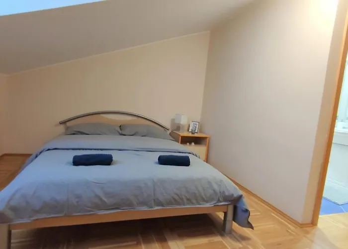 Tartini Square House Fergo