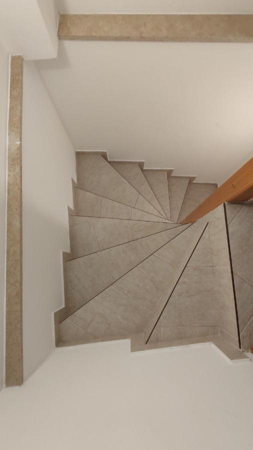 Tartini Square House Fergo