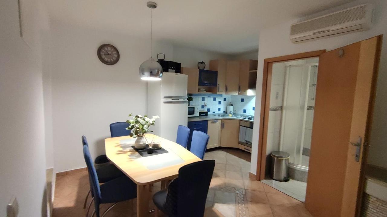 Apartment Tartini Square House Fergo *