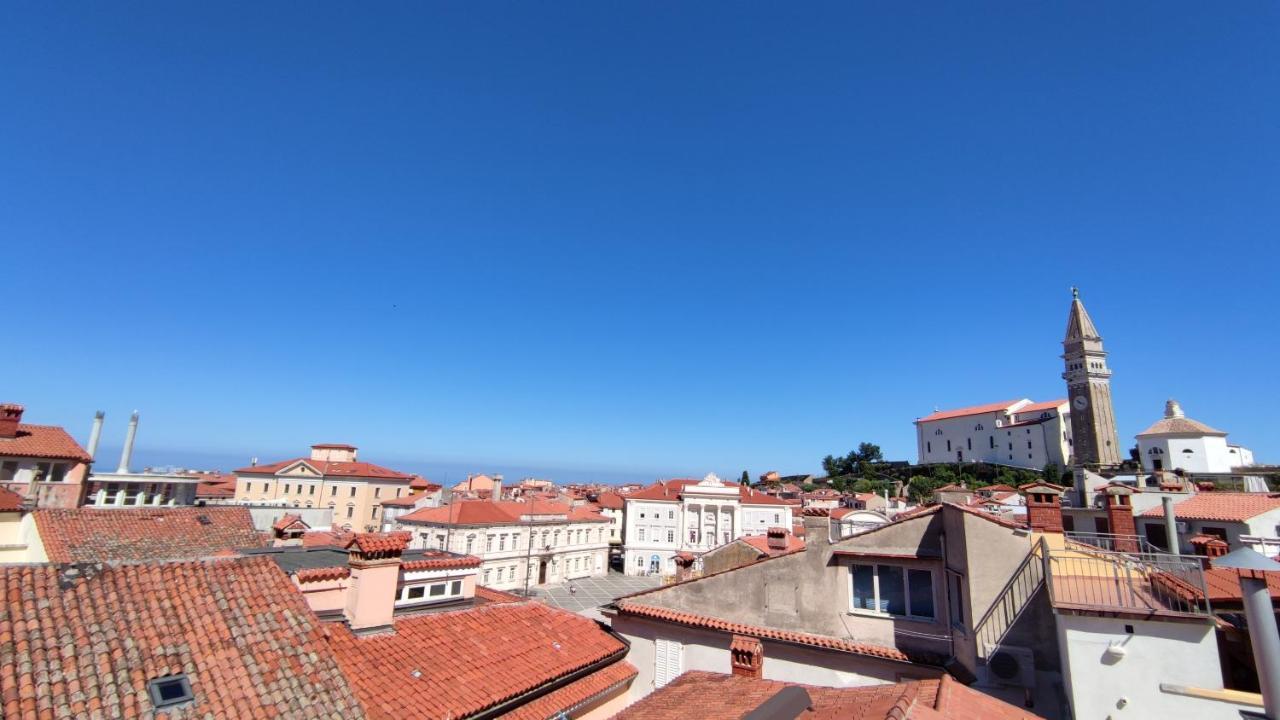 Tartini Square House Fergo